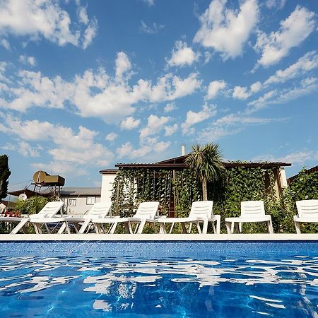 Hotel Solntse Abkhazii Lidzava Екстериор снимка