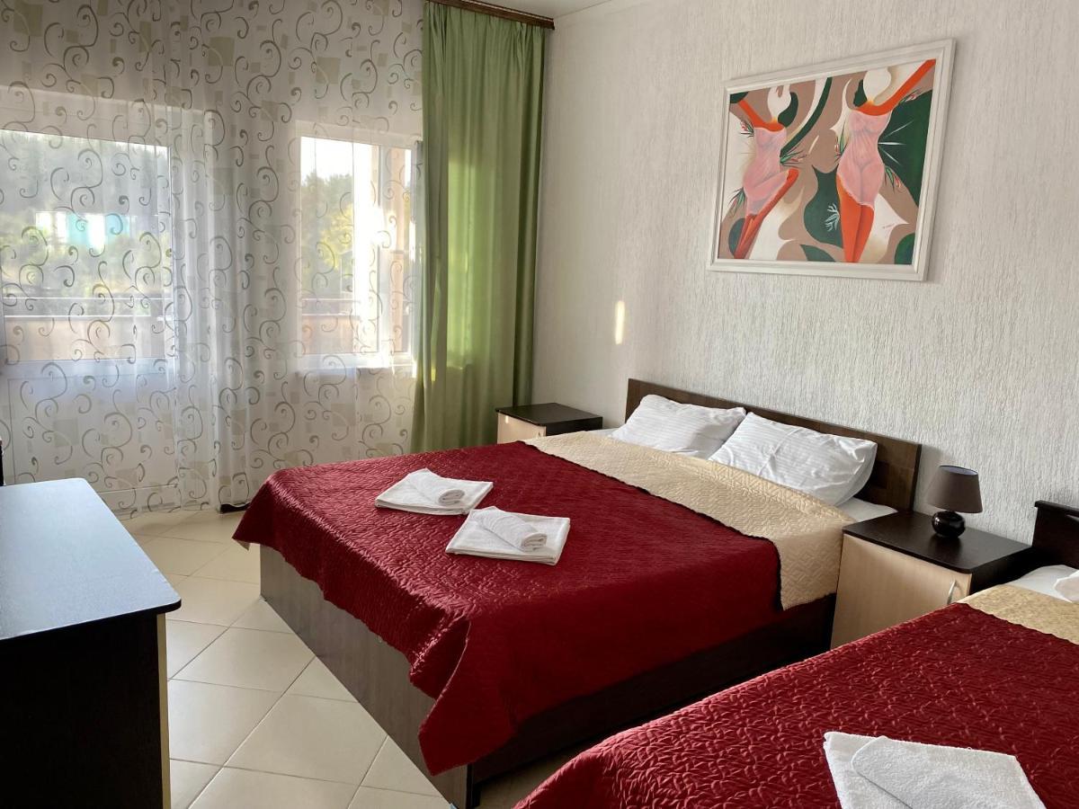 Hotel Solntse Abkhazii Lidzava Екстериор снимка
